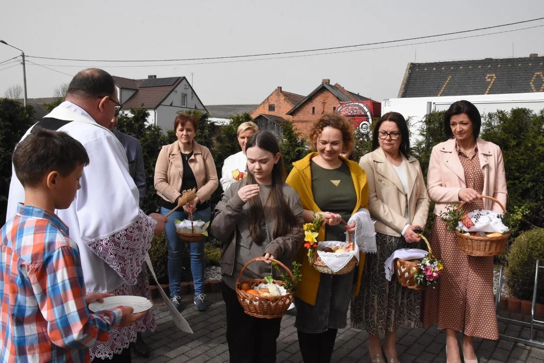 Święcenie potraw w Lutogniewie, Dzierżanowie, Bożacinie i Wróżewach [ZDJĘCIA]