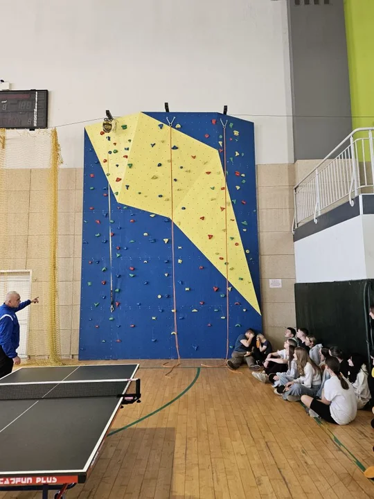 Ścianka wspinaczkowa powstała w szkole podstawowej w Jaraczewie