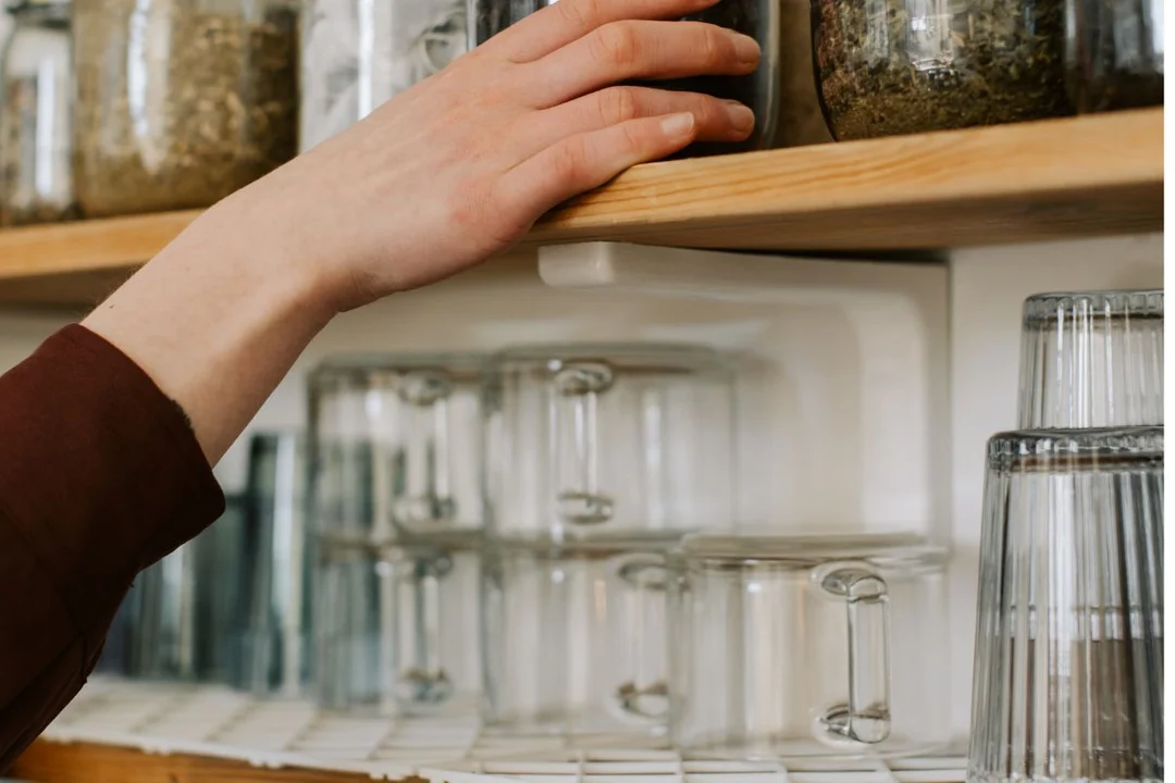 Niebezpieczne substancje w popularnych szklankach. Sanepid wycofuje je ze sprzedaży - Zdjęcie główne