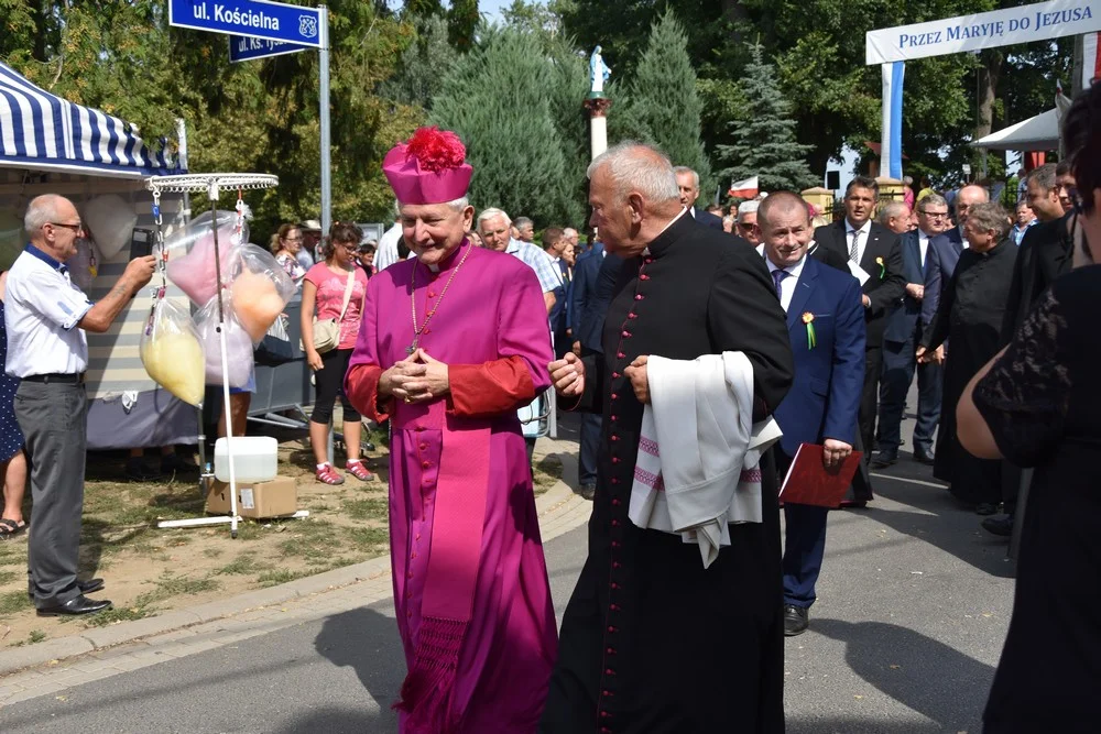 Dożynki powiatowe w Lutogniewie 2019