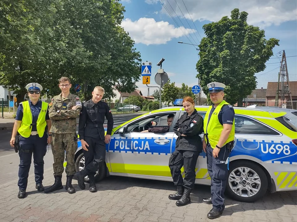 Możesz zostać Komendantem - najlepsi w konkursie poznali tajniki pracy policjantów