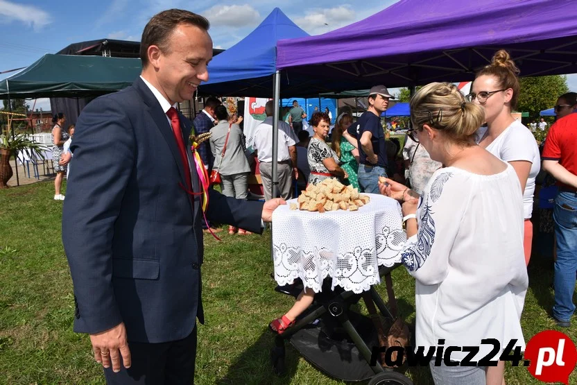 Dożynki w Zaborowicach. "Krajcie nie dużo, nie mało, aby dla wszystkich stało" - Zdjęcie główne