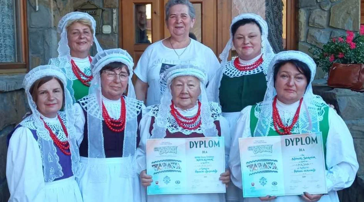 Kobierzanki na podium Festiwalu Folkloru Polskiego [ZDJĘCIA] - Zdjęcie główne