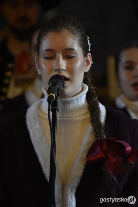 Koncert zespołu Estrada Regionalna "Równica" w kościele pw. św. Jadwigi w Pępowie