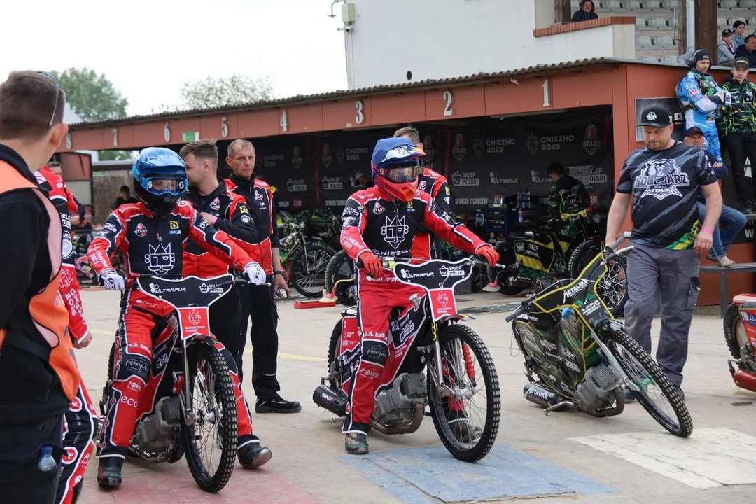 Start Gniezno - Metalika Recycling Kolejarz Rawicz