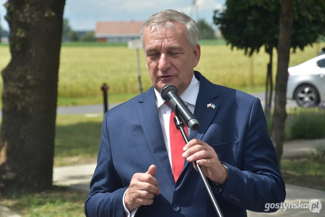 Otwarcie nowej ścieżki pieszo-rowerowej w Pępowie i drogi w Babkowicach