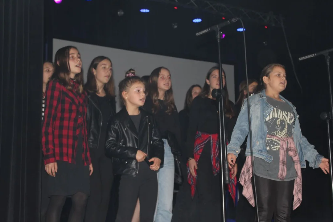 Koncert charytatywny dla Kariny Antczak z kiermaszem ciast