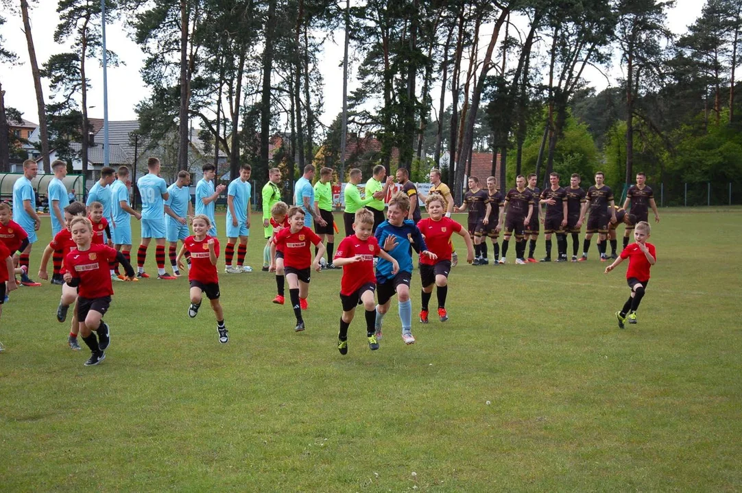 5. Budowa stadionu im. Janusza Jajczyka w Żerkowie