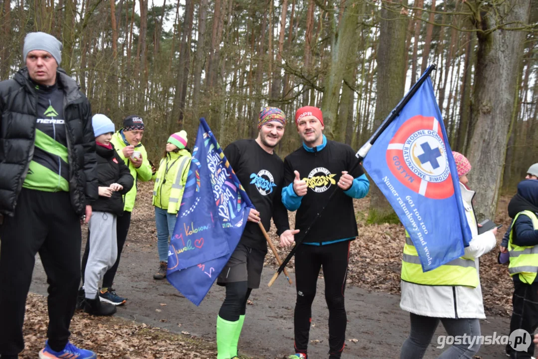 Biegająco zagrali dla WOŚP - Parkrun Gostyń i Grupa Nieprzemakalni Gostyń razem na trasie