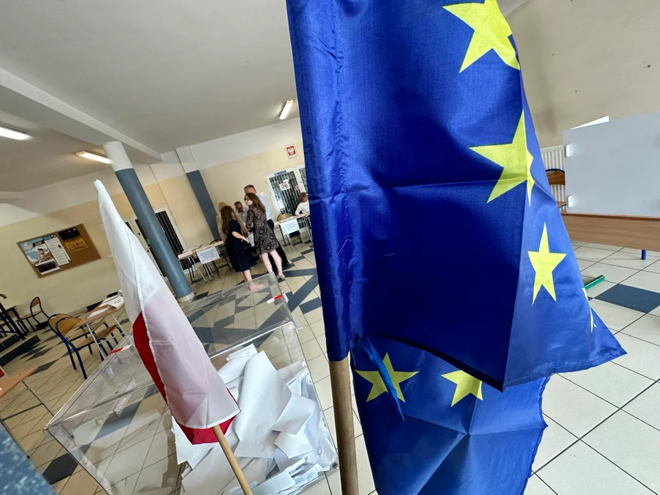 Dzisiaj wybory do Parlamentu Europejskiego. Jak i gdzie mogą głosować mieszkańcy Ziemi Jarocińskiej? [AKTUALIZACJE, SONDAŻOWE WYNIKI] - Zdjęcie główne