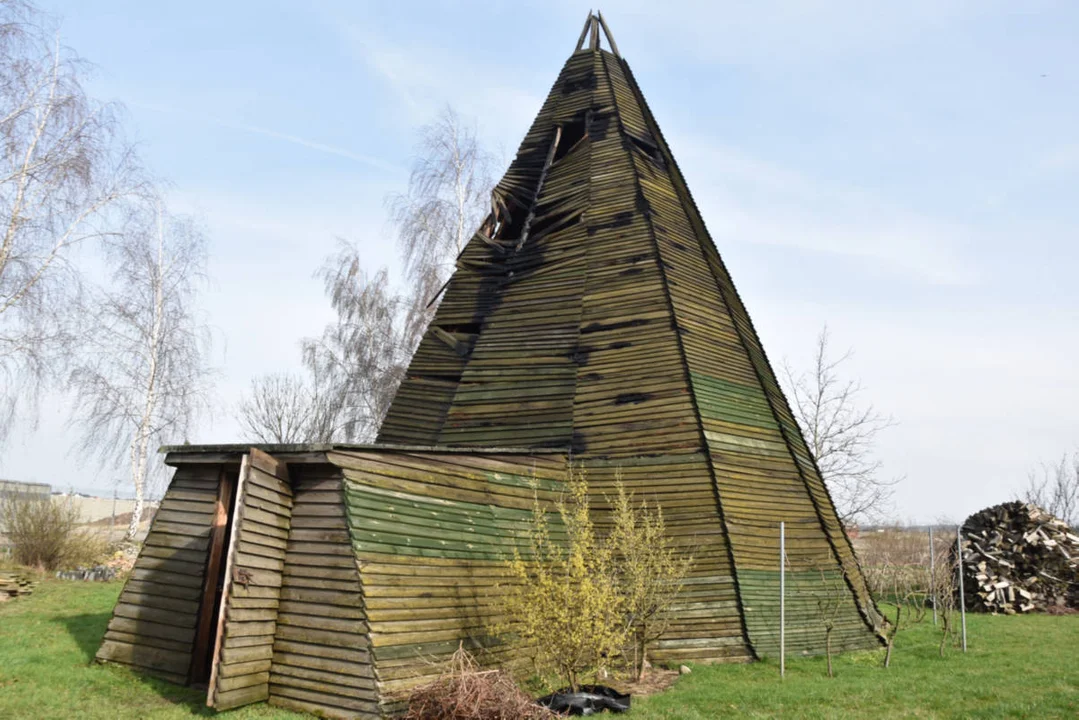 Pożar drewnianego wigwamu w Krobi