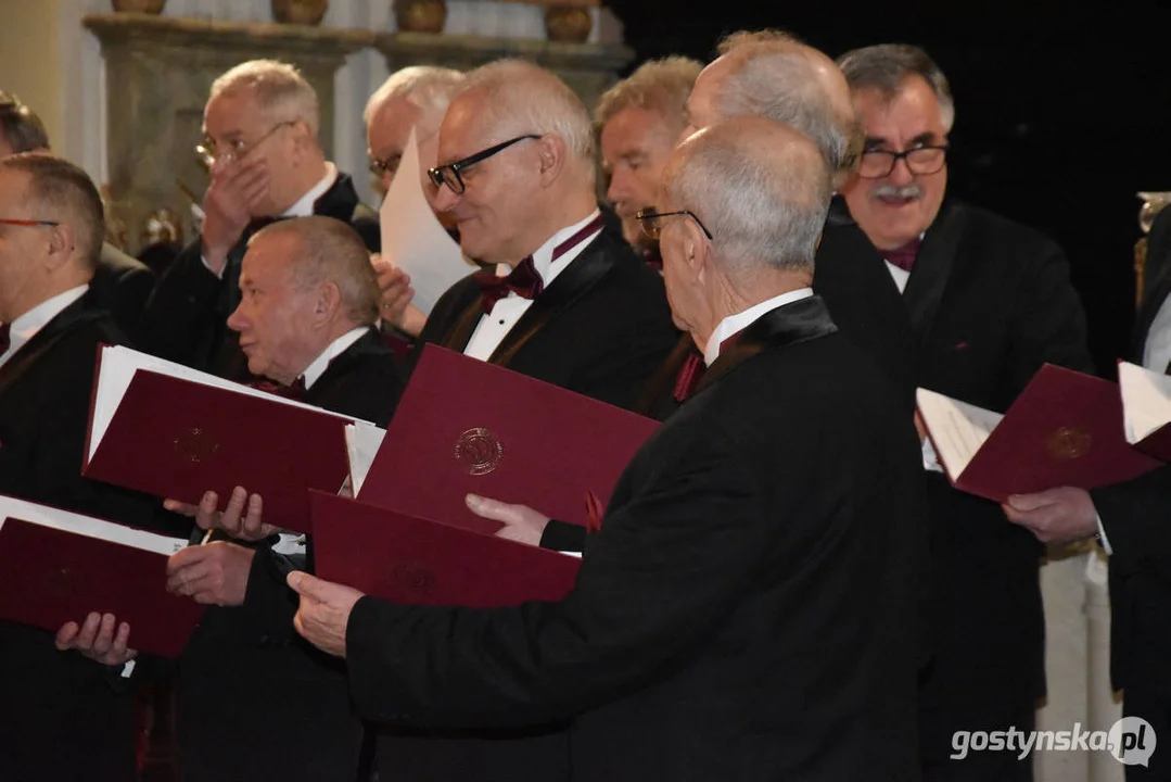 Chór Słowiki 60 - koncert kolęd w kościele na Zdzieżu w Borku Wlkp.