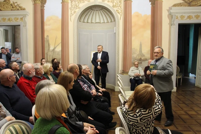 Wernisaż wystawy ,,Losy Żołnierza Polskiego 1939-1945” w Muzeum Ziemiaństwa w Dobrzycy