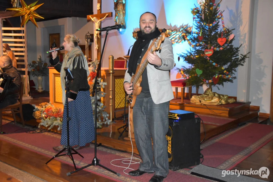 Koncert kolęd - zespół Tryptyk w Piaskach Wlkp.