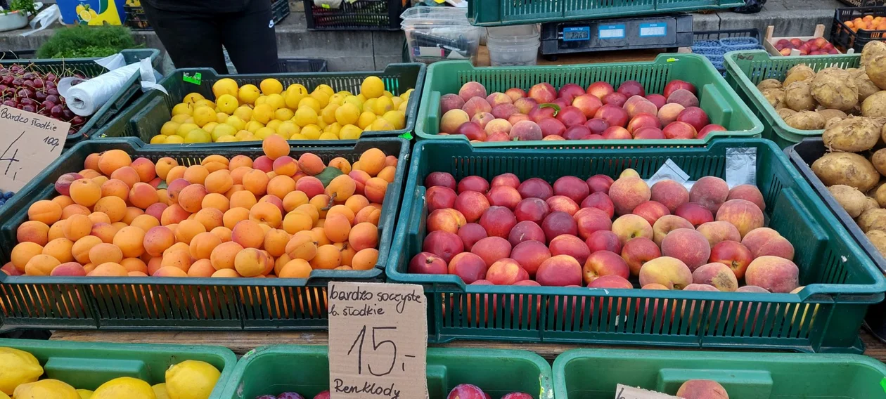 Ile kosztują warzywa i owoce w Jarocinie? RAPORT cenowy 2024