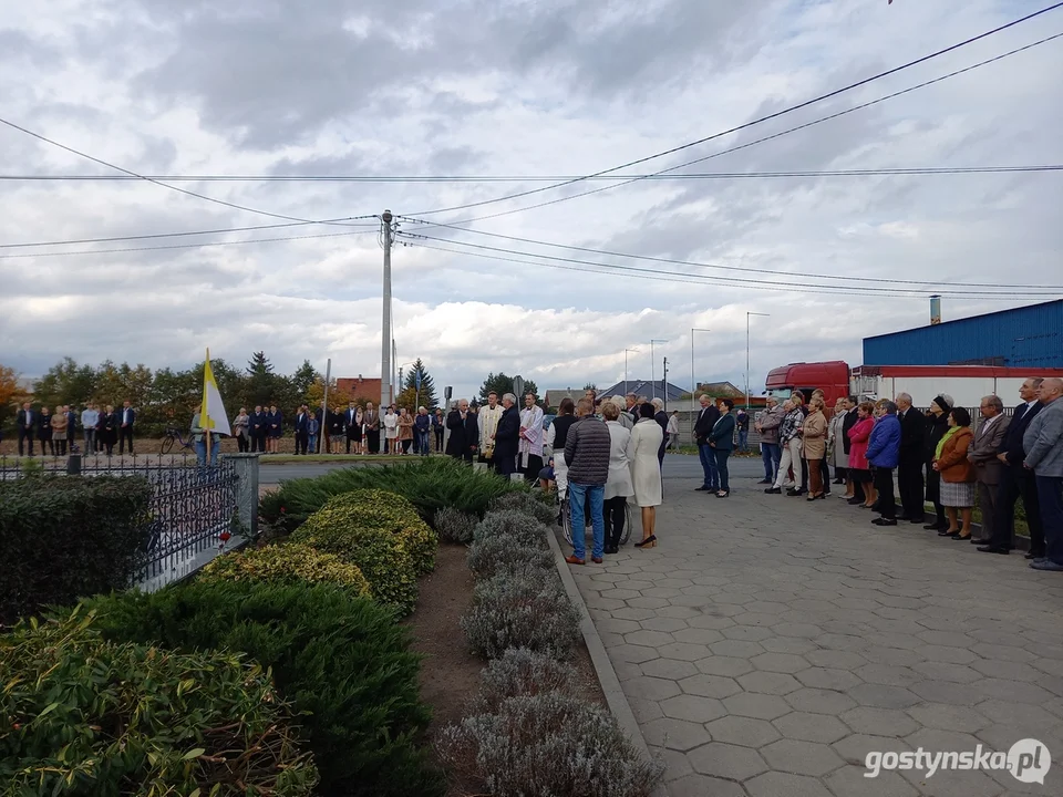 Nowa figura Matki Boskiej w Elżbietkowie 16.10.22