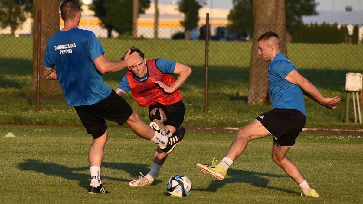 Pierwszy trening Dąbroczanki Pępowo w obiektywie