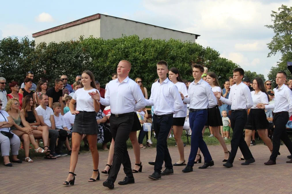 Po dwóch latach przerwy OSP z Dobieszczyzny zorganizowało dożynki