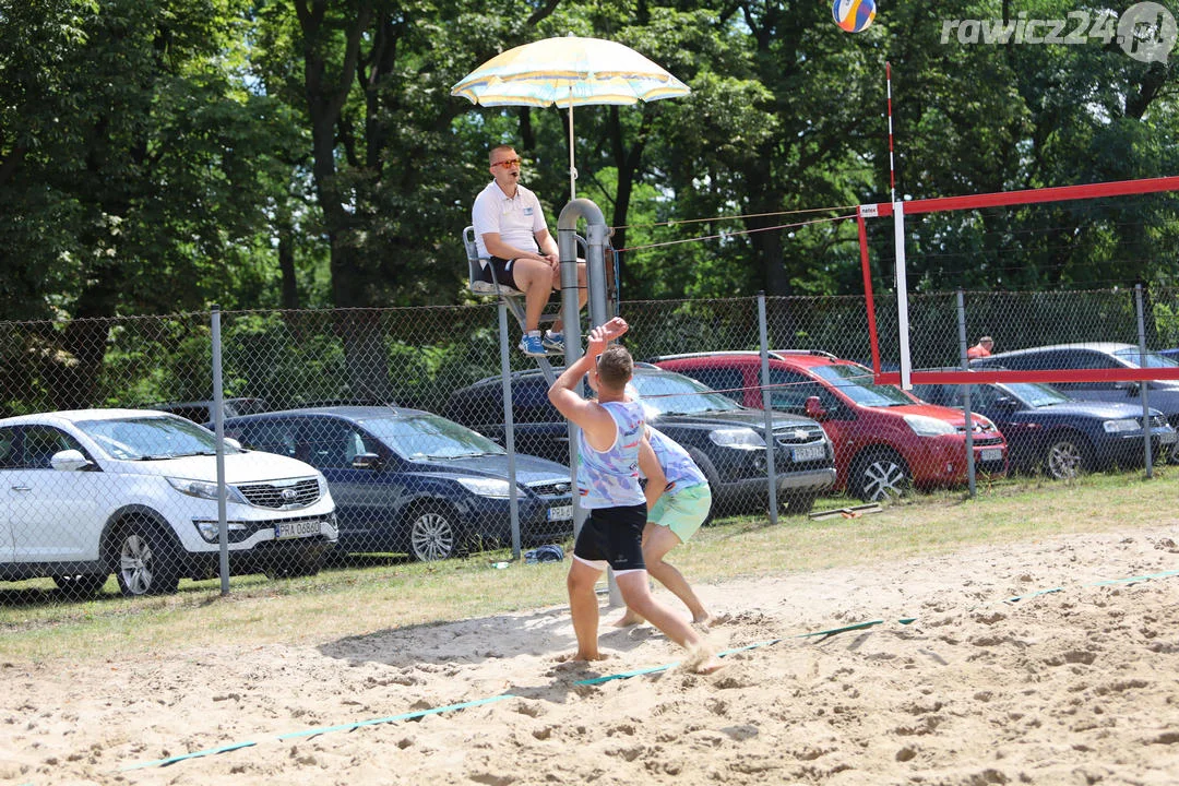 Turniej siatkówki plażowej w Jutrosinie