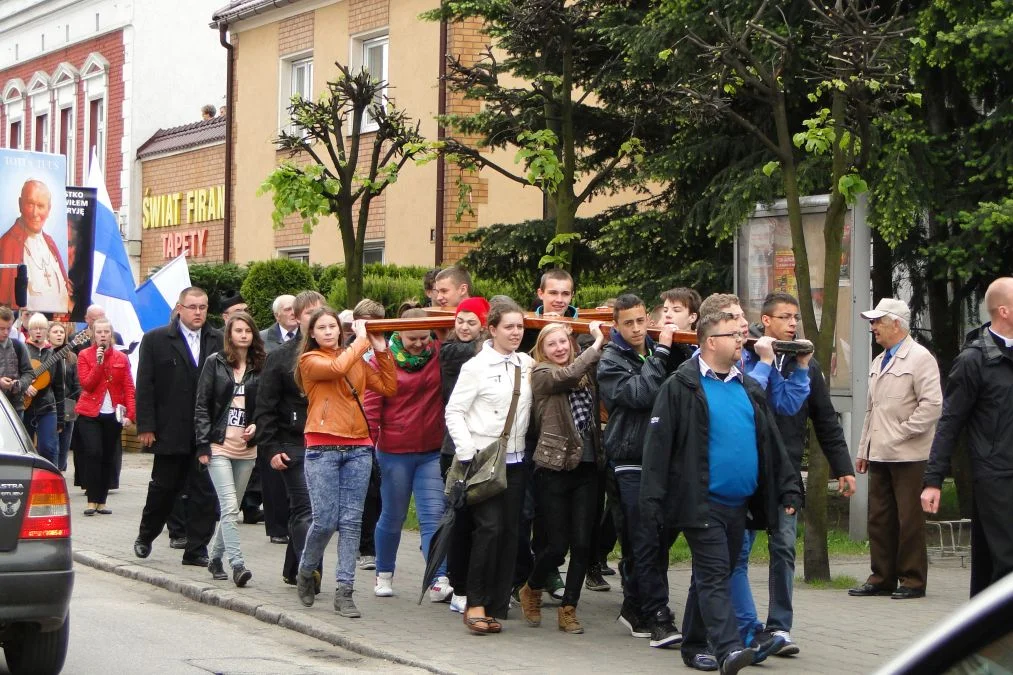 Symbole Światowych Dni Młodzieży w Jarocinie (2014)