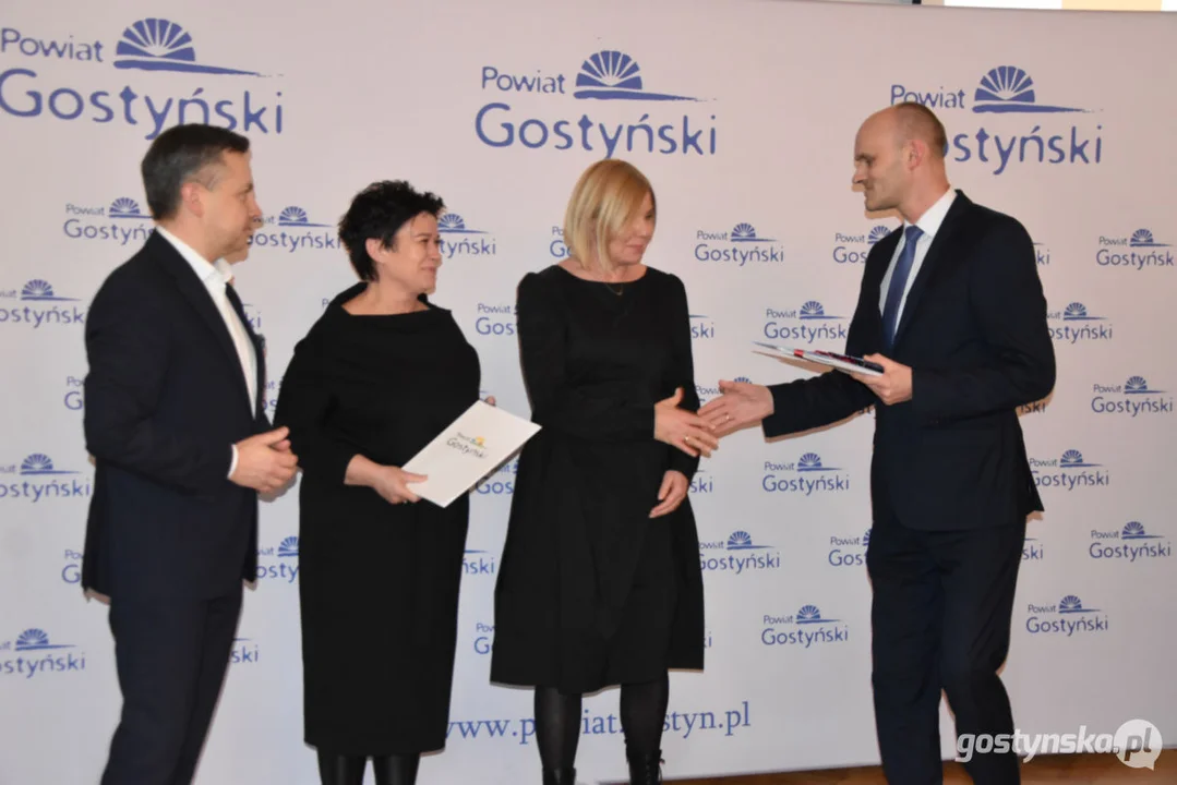 Otwarty konkurs ofert w powiecie gostyńskim rozstrzygnięty. Rozdano pieniądze organizacjom pozarządowym