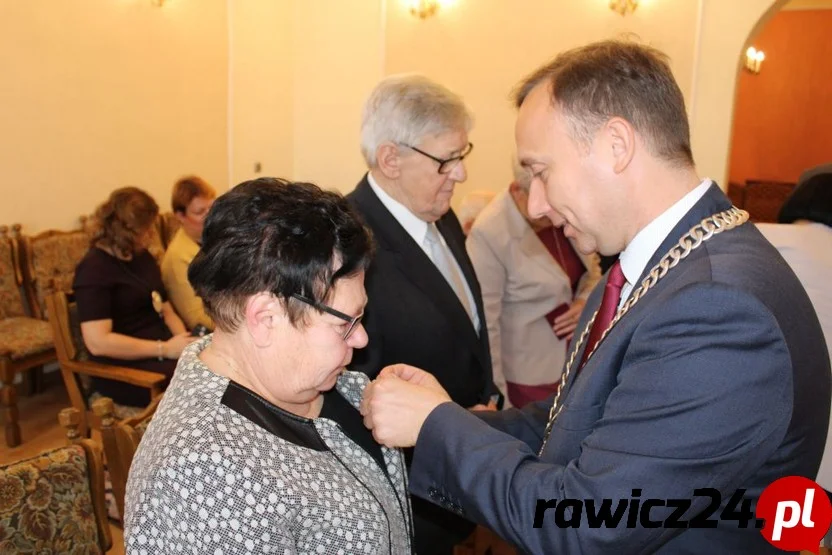 Świętowali Złote Gody. Do urzędu małżonków zaprosił burmistrz Bojanowa - Zdjęcie główne