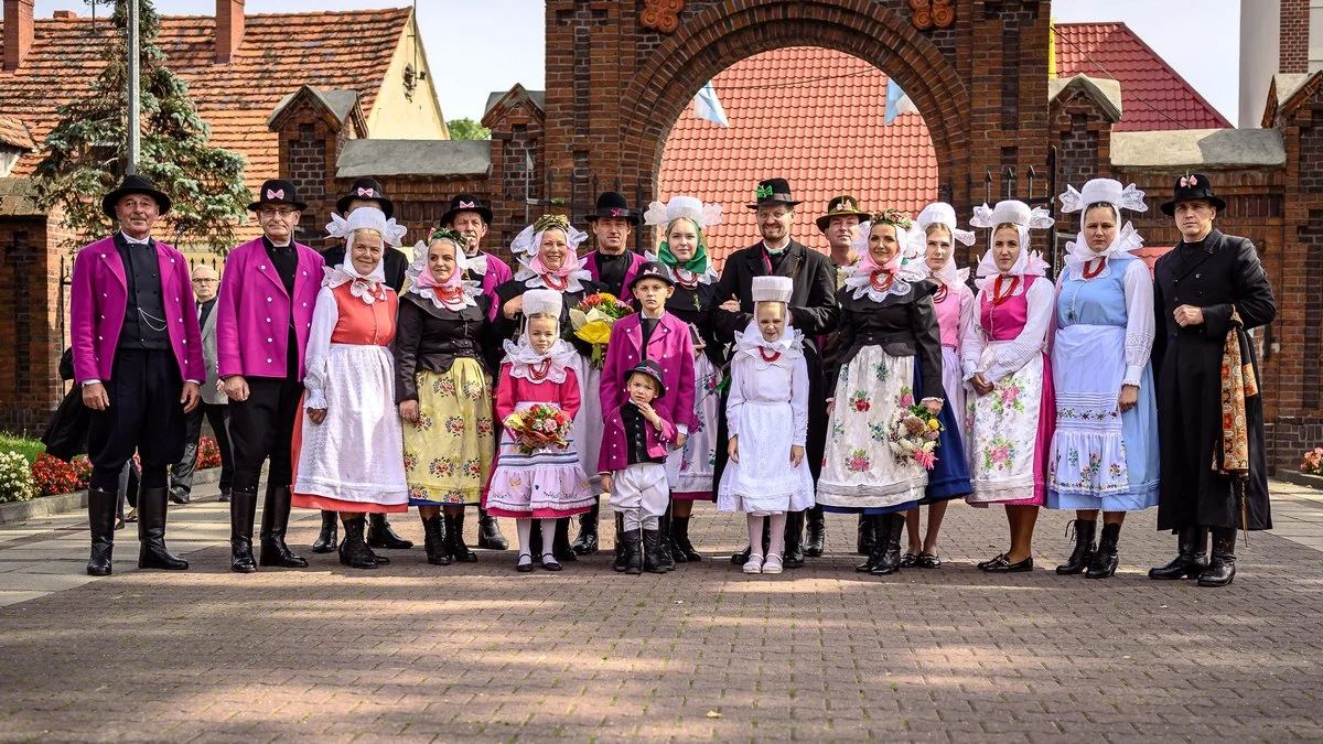 Wesele biskupiańskie Michała i Marty Chudych w Sikorzynie