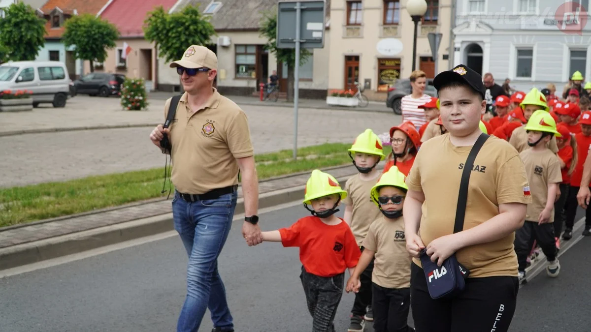 Dziecięce Drużyny Pożarnicze na zawodach w Miejskiej Górce