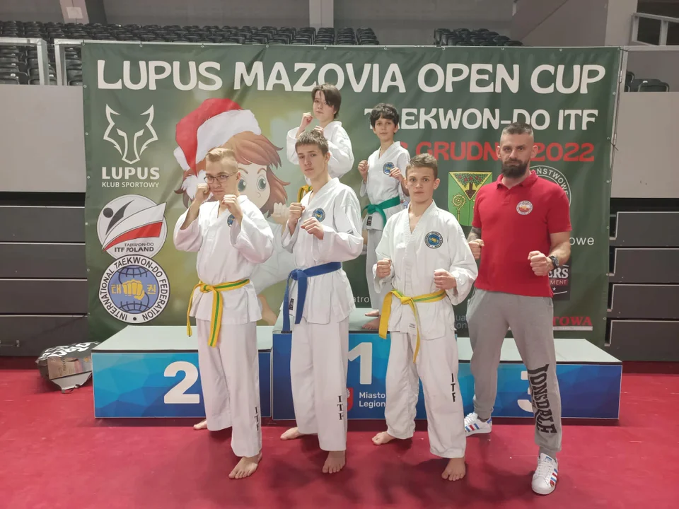 Zawody Taekwon-do. 13 medali dla zawodników z Krotoszyna - Zdjęcie główne