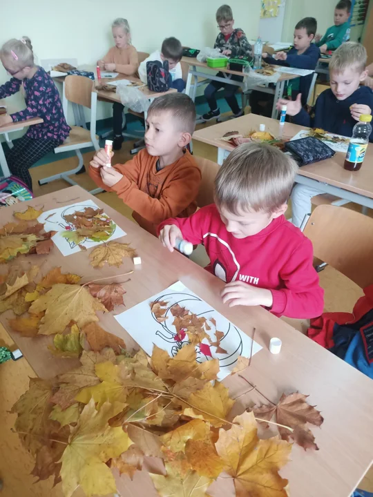 W krainie jesieni. Zajęcia w szkole podstawowej w Kościelnej Ws