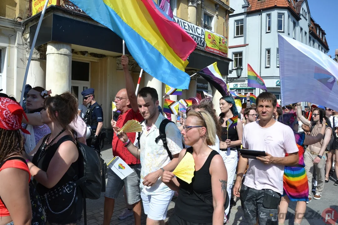 Marsz Równości i kontrmanifestacje w Rawiczu