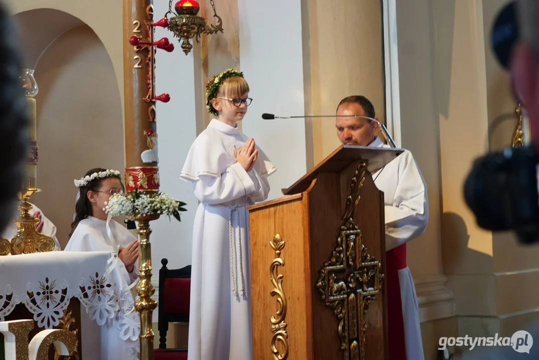 Pierwsza Komunia Święta w parafii pw. Św. Michała Archanioła w Pogorzeli