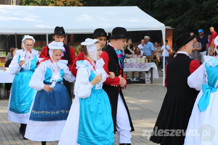 Kolorowe dożynki w Lenartowicach