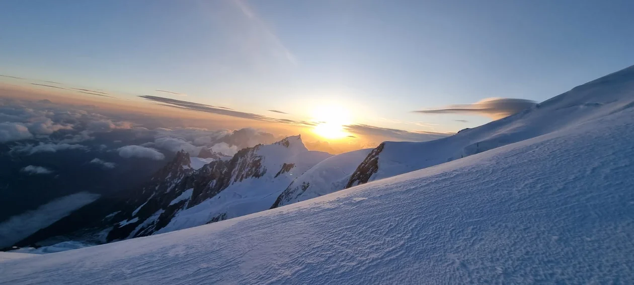 Ultramaratończyk Rafał Przybył z Bodzewka Pierwszego zdobył Mont Blanc