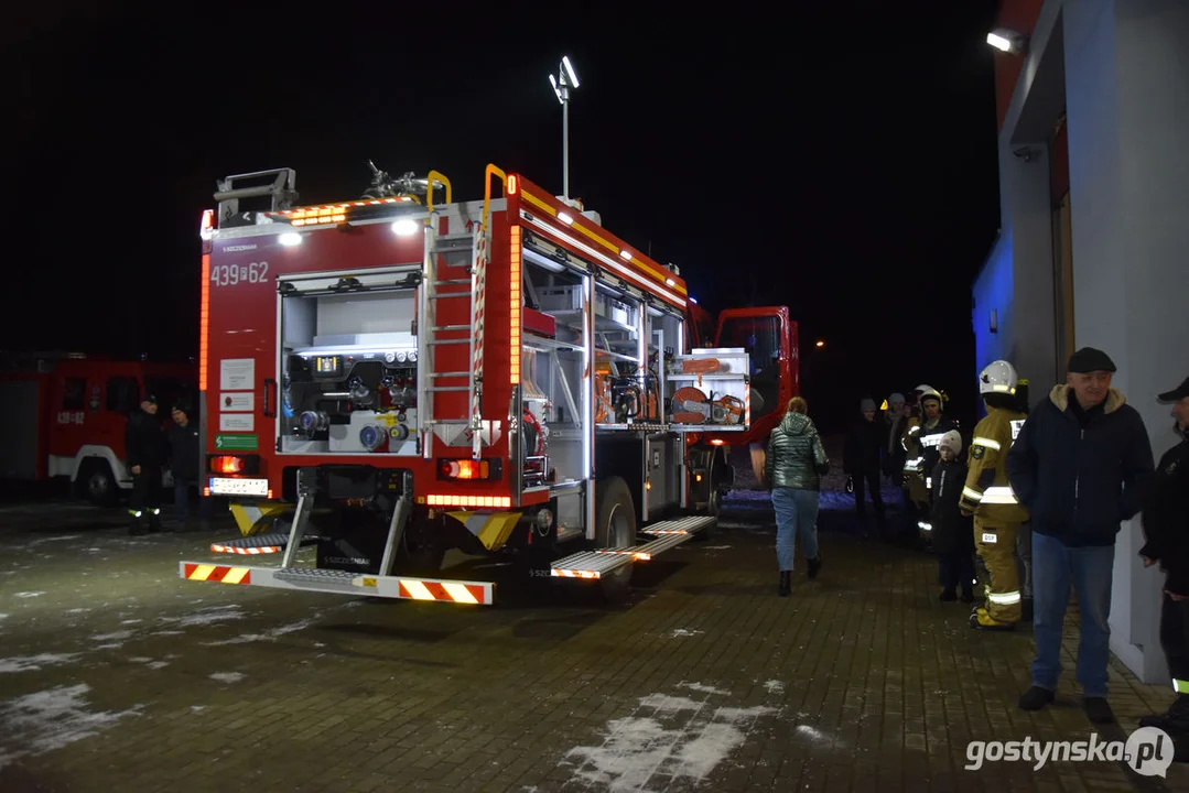 Nowy wóz strażacki dojechał do OSP KSRG Gola (gm. Gostyń)