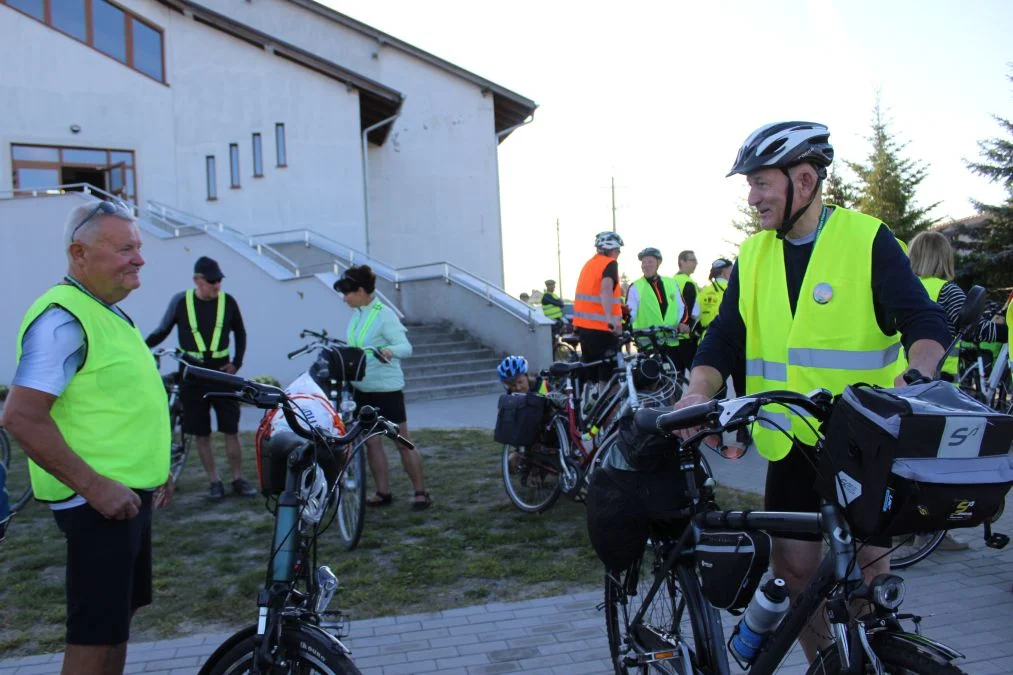 Rowerzyści z Jarocina wyruszyli w drogę na Jasną Górę