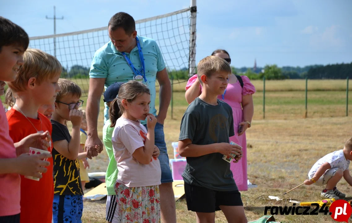 Piknik rodzinny w Pomocnie (FOTO) - Zdjęcie główne