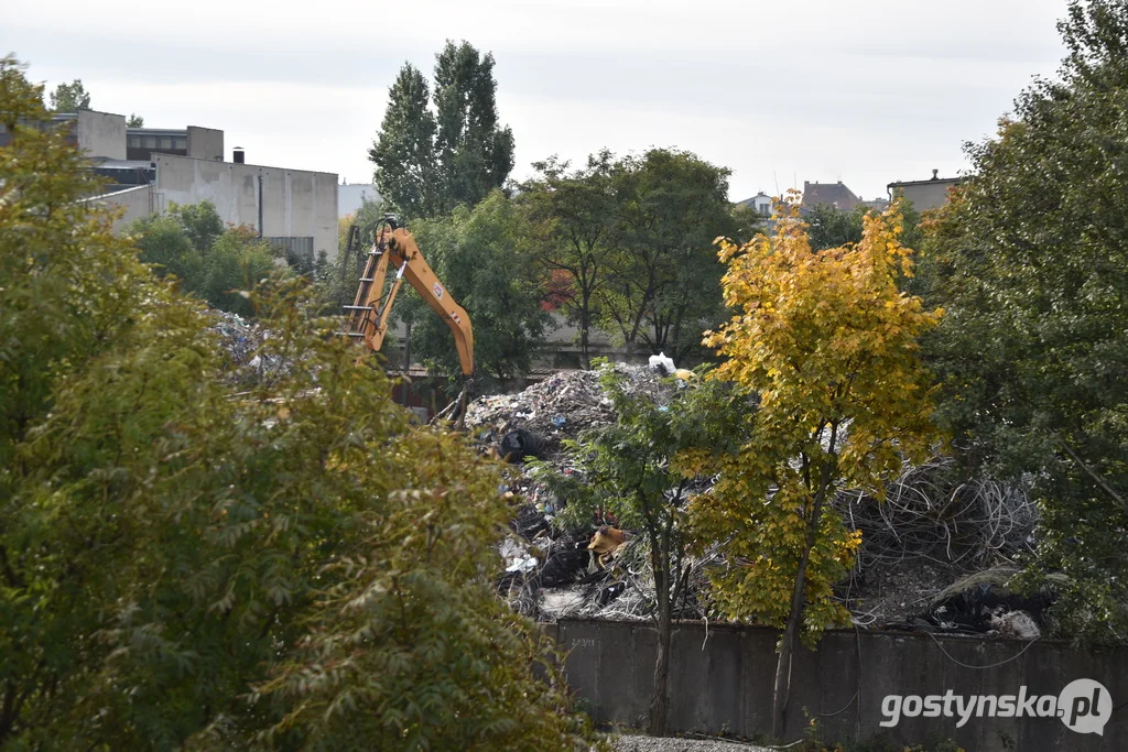 Składowisko odpadów w centrum Gostynia