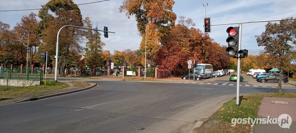 Inteligentna sygnalizacja świetlna w Gostyniu (ul. Jana Pawła II, cmentarz)