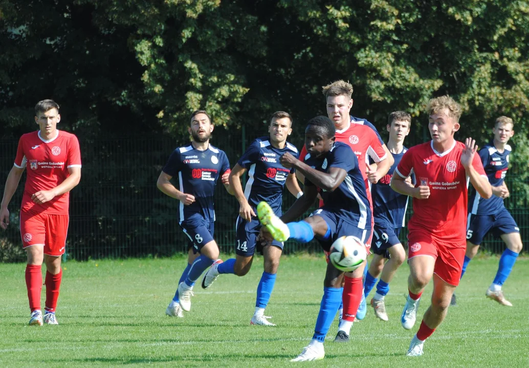 LKS Gołuchów - Centra Ostrów Wlkp. Faworyt nie zawsze wygrywa - Zdjęcie główne