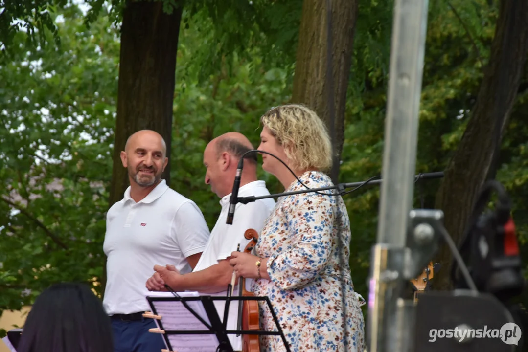 Fontanna pełna muzyki - jubileuszowy koncert zespołu Trio w Borku Wlkp.