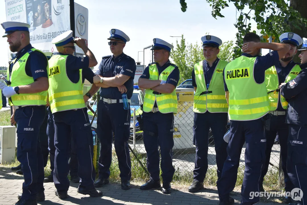 34. Konkurs "Policjant ruchu drogowego 2024” w Gostyniu. Dzień drugi - ręczna regulacja ruchem