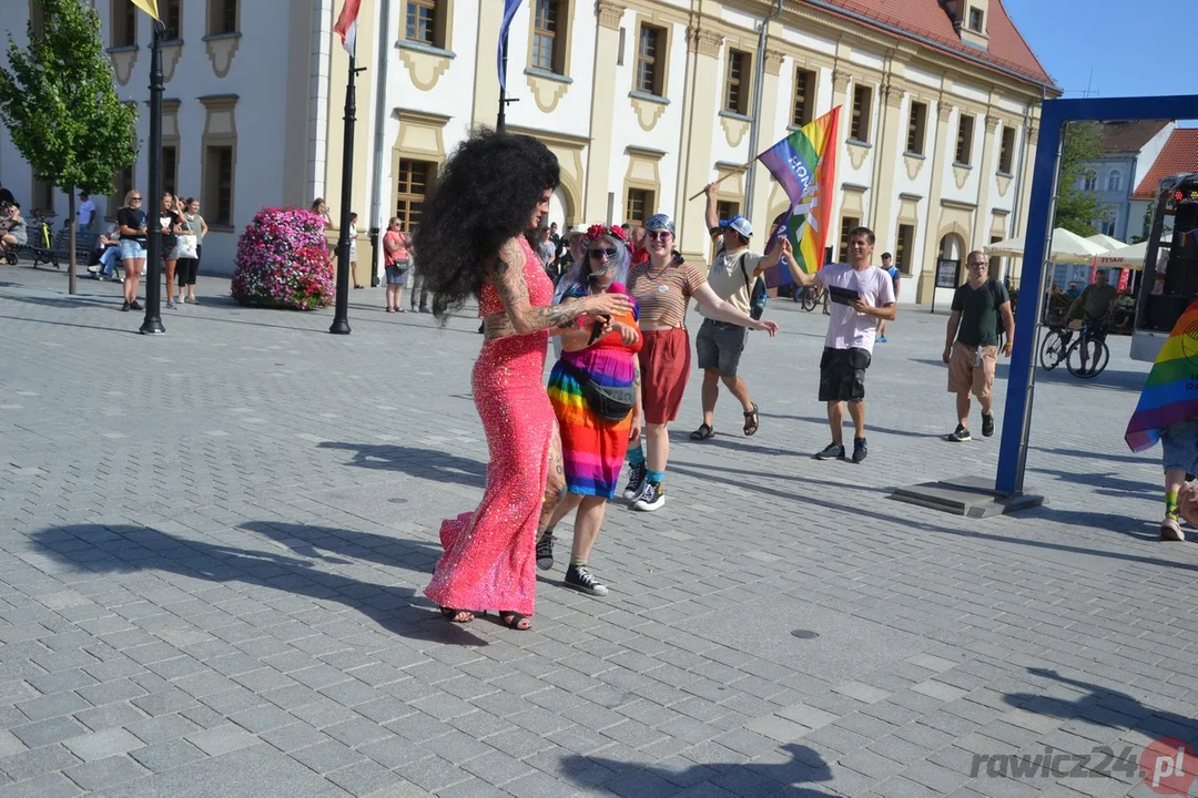 Marsz Równości i kontrmanifestacje w Rawiczu