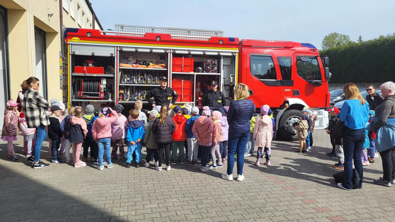 Krotoszyn. Wizyta przedszkolaków u strażaków