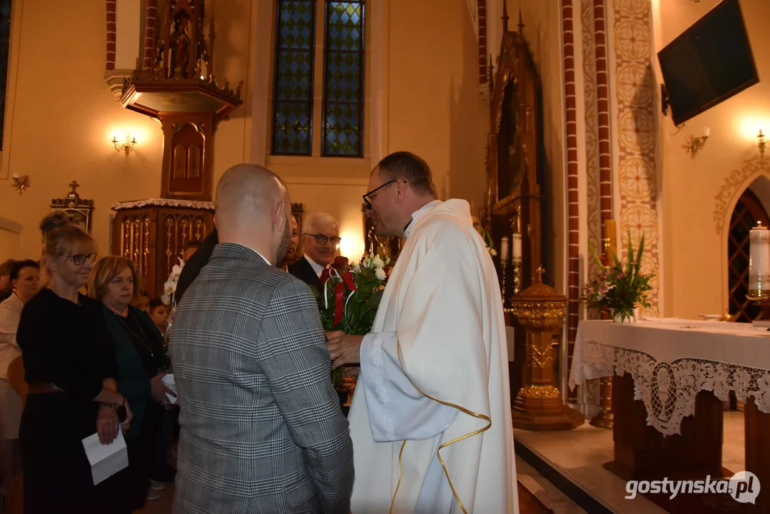 Powitanie nowego proboszcza w  parafii w Siemowie (gm. Gostyń)