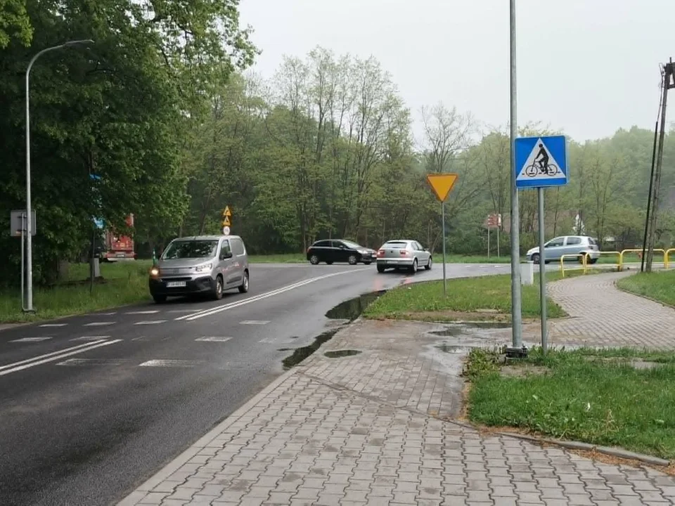 Zginęła 39-letnia Ania. Rowerzyści; „To miejsce, w którym widoczność jest tragiczna”