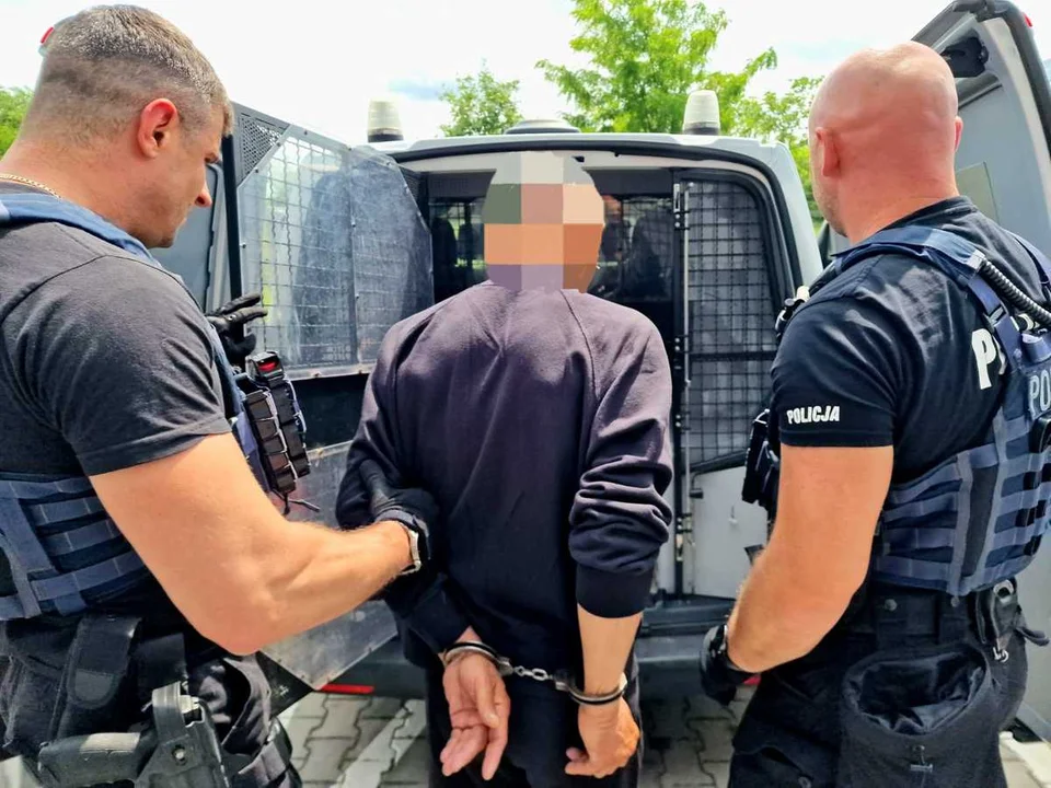 Policjanci zatrzymali podejrzanego o zabójstwo 53-letniej mieszkanki Kalisza