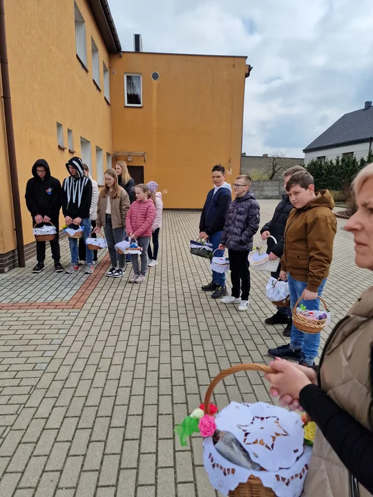 Święcenie potraw w Lutogniewie, Dzierżanowie, Bożacinie i Wróżewach