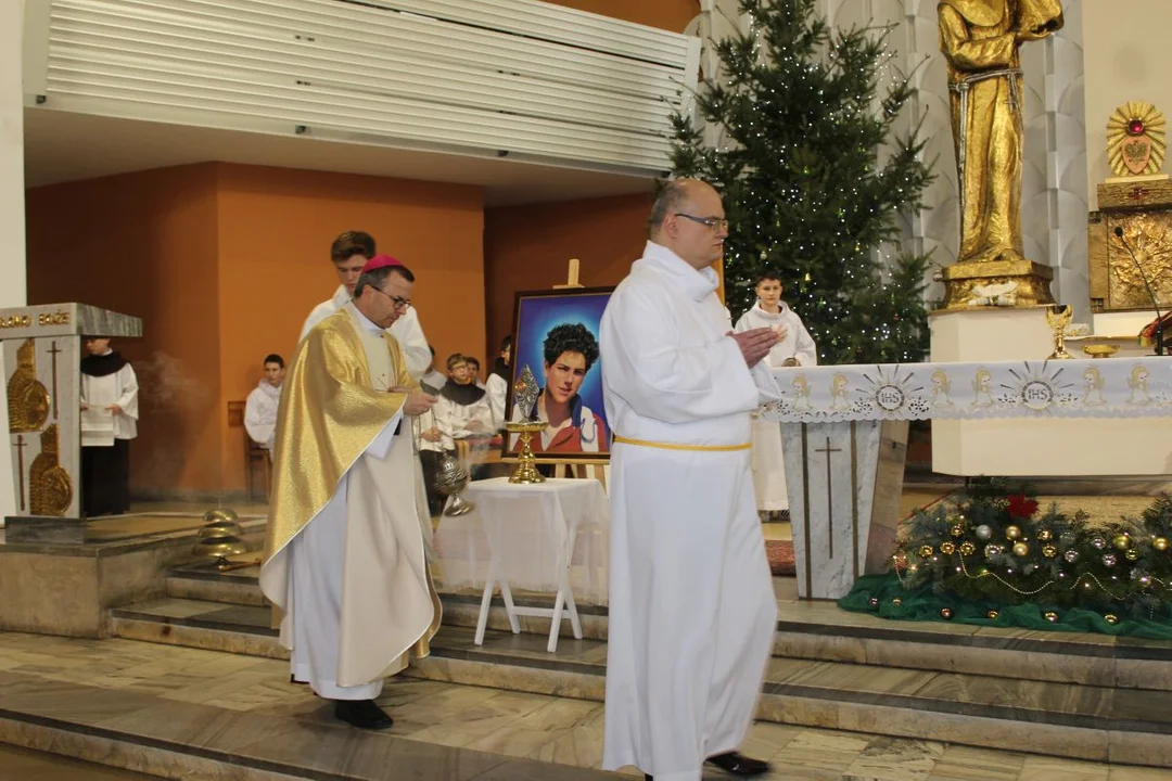 Franciszkanie w Jarocinie rozpoczęli świętowanie 90-lecia z biskupem kaliskim