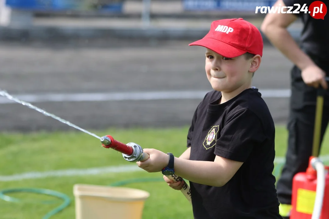 Dziecięce Drużyny Pożarnicze na zawodach w Miejskiej GórceDziecięce Drużyny Pożarnicze na zawodach w Miejskiej Górce